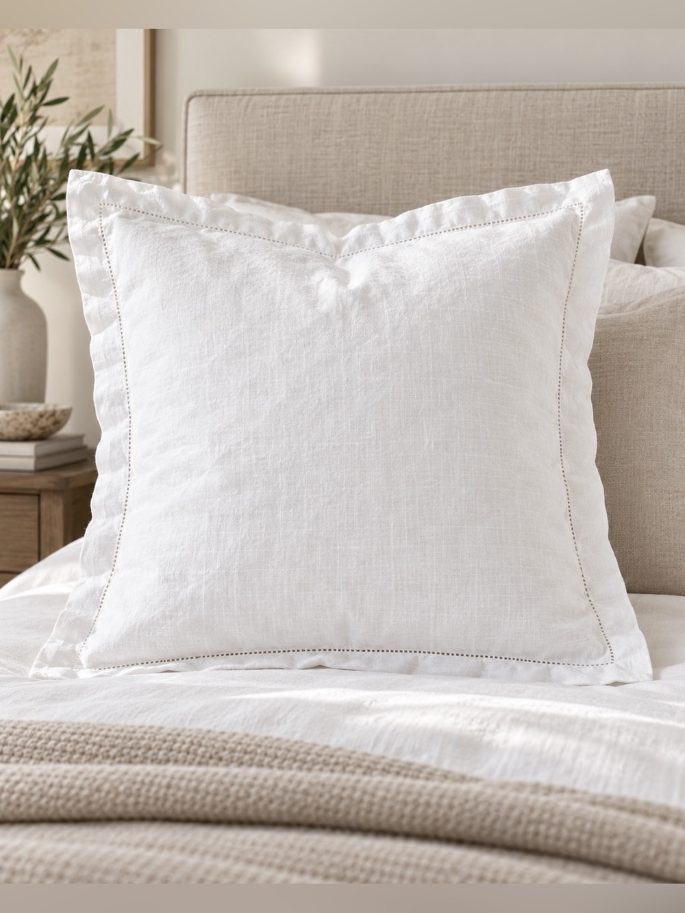 Pottery Barn White 100% Linen Euro Sham 26x26 Hemstitch Border